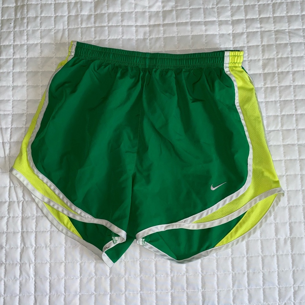 Green nike pro shorts